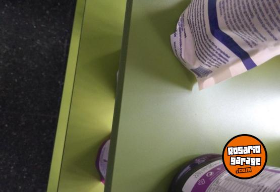 Otros - Mesa 3estantes melamina verde 1.05cmlargo x 0.50cm profundidad - En Venta