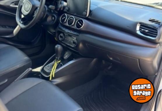 Autos - Fiat Cronos 2023 Nafta 40000Km - En Venta