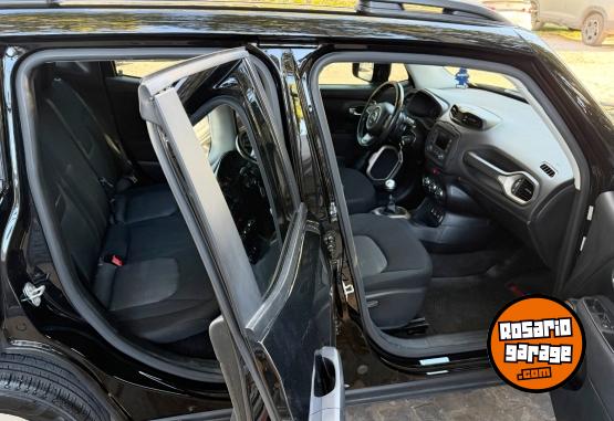 Camionetas - Jeep Renedade Sport Plus 2016 Nafta 35000Km - En Venta