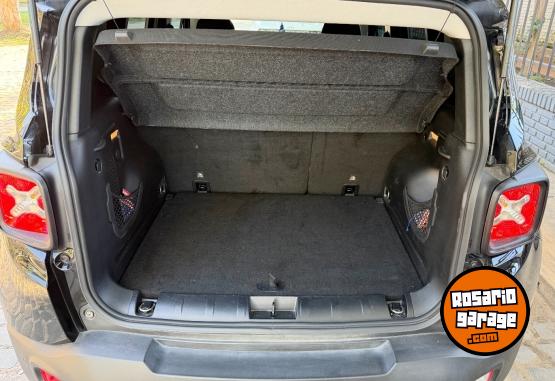Camionetas - Jeep Renedade Sport Plus 2016 Nafta 35000Km - En Venta