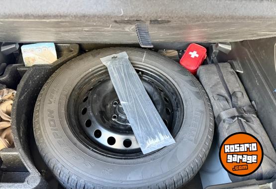 Camionetas - Jeep Renedade Sport Plus 2016 Nafta 35000Km - En Venta
