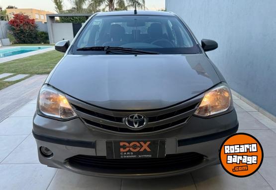 Autos - Toyota Etios 2016 Nafta - En Venta