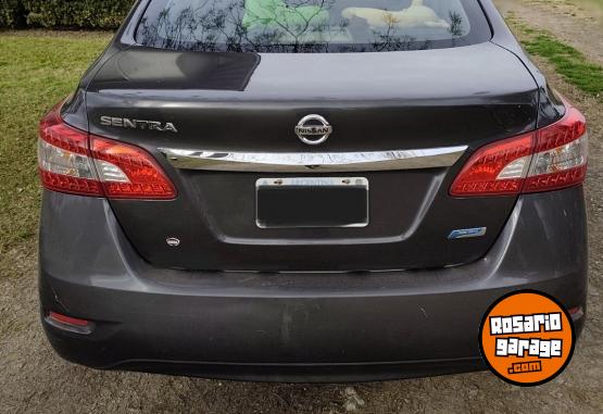 Autos - Nissan SENTRA 2015 Nafta 175000Km - En Venta