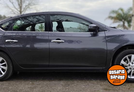 Autos - Nissan SENTRA 2015 Nafta 175000Km - En Venta