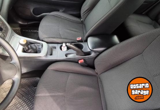 Autos - Nissan SENTRA 2015 Nafta 175000Km - En Venta