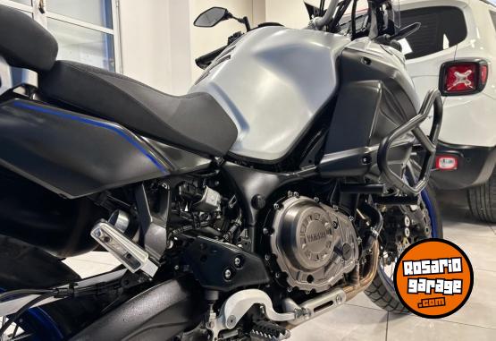 Motos - Yamaha SUPER TENERE 1200 ZE 2015 Nafta 82700Km - En Venta