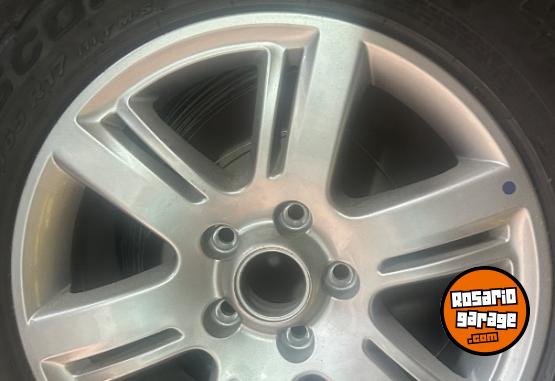 Accesorios para Autos - Vendo rueda 0k de amarok rodado 16 - En Venta