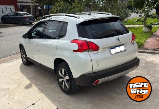 Autos - Peugeot 2008 feline 1.6 aspirado 2016 Nafta 105000Km - En Venta