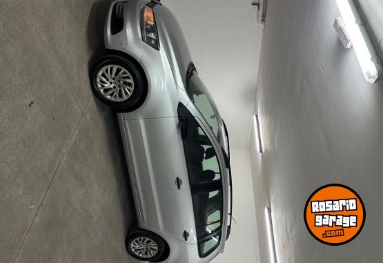 Autos - Volkswagen Suran 2016 Nafta 134000Km - En Venta