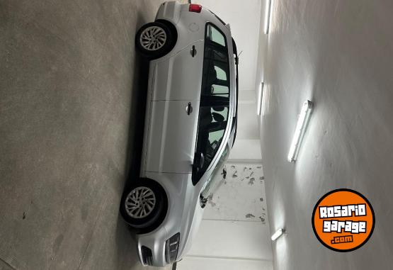 Autos - Volkswagen Suran 2016 Nafta 134000Km - En Venta