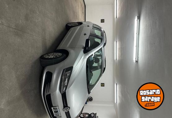 Autos - Volkswagen Suran 2016 Nafta 134000Km - En Venta