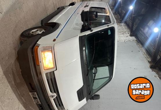Utilitarios - Renault Trafic 1999 Diesel 1111Km - En Venta