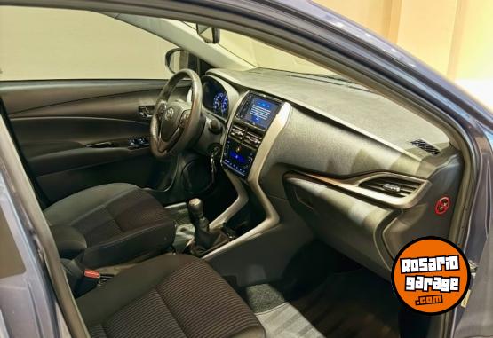 Autos - Toyota YARIS XLS 2021 Nafta 83000Km - En Venta