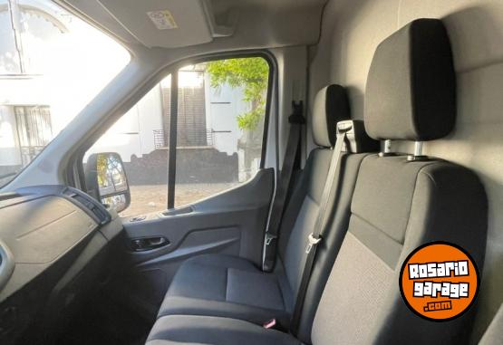 Utilitarios - Ford Transit te 350 2022 Diesel 78000Km - En Venta