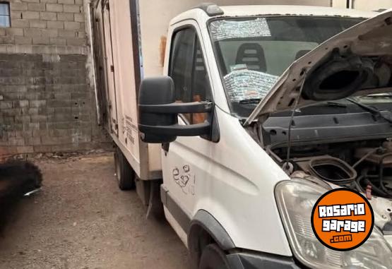 Utilitarios - Iveco daily 70c16 2011 Diesel 590000Km - En Venta