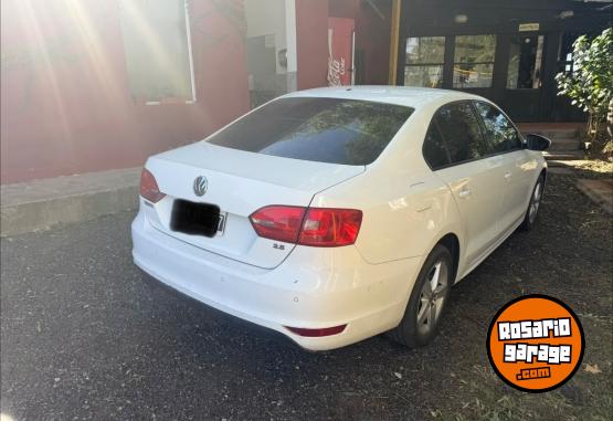 Autos - Volkswagen Vento 2.5 luxury 2011 Nafta 125000Km - En Venta