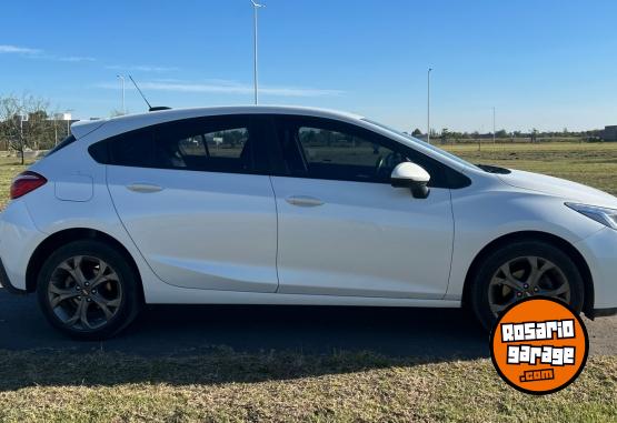 Autos - Chevrolet Cruze LT 2020 Nafta 87000Km - En Venta