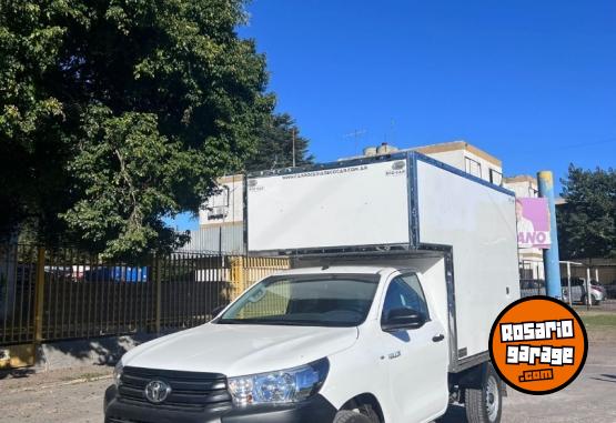 Utilitarios - Toyota Hilux 2026 Nafta 0Km - En Venta