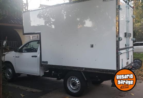 Utilitarios - Toyota Hilux 2026 Nafta 0Km - En Venta