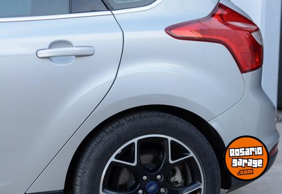 Autos - Ford focus titanium 2014 Nafta 125000Km - En Venta