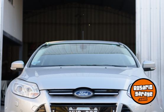 Autos - Ford focus titanium 2014 Nafta 125000Km - En Venta