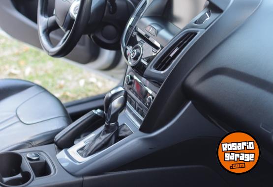 Autos - Ford focus titanium 2014 Nafta 125000Km - En Venta