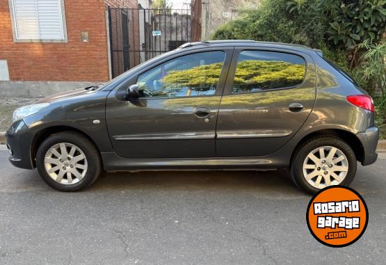 Autos - Peugeot 207 Felline 2013 Nafta 108000Km - En Venta