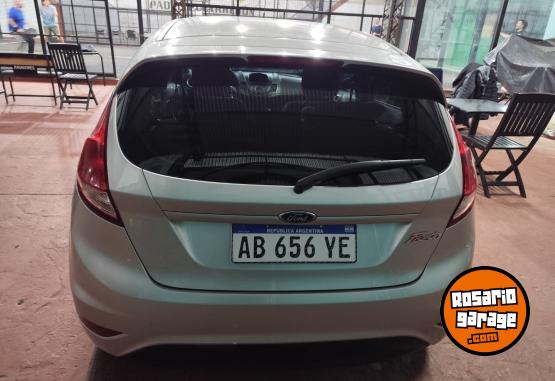 Autos - Ford Fiesta SE 2017 Nafta 95800Km - En Venta