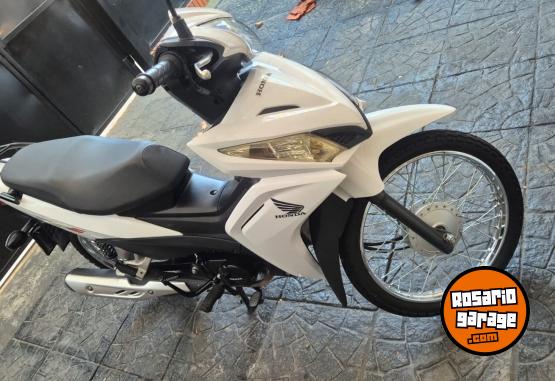 Motos - Honda Wave 2024 Nafta 5000Km - En Venta