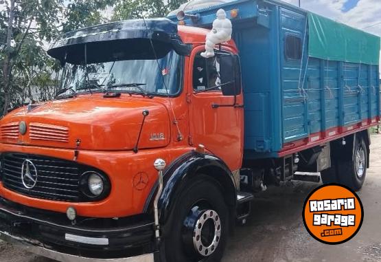 Camiones y Gr�as - Mercedes Benz 1114 con motor 1620 - En Venta