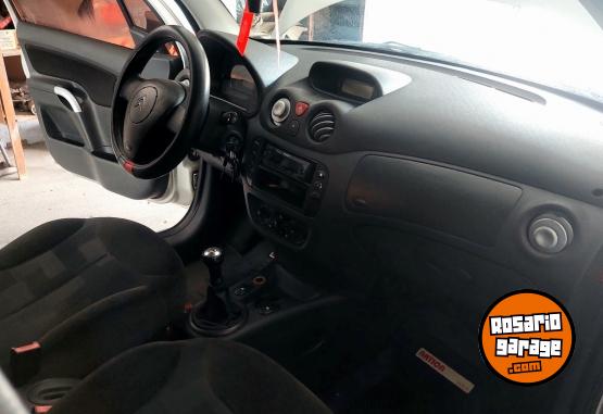 Autos - Citroen C3 Exclusive 2005 Nafta 215000Km - En Venta