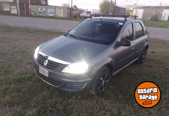 Autos - Renault Logan 2013 Nafta 168000Km - En Venta