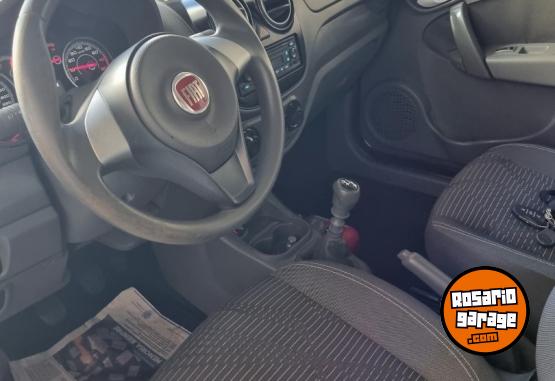 Autos - Fiat Palio Attractive 2013 Nafta 141000Km - En Venta
