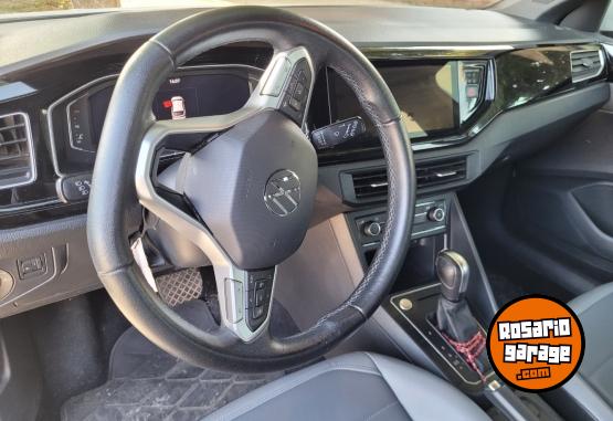 Autos - Volkswagen Nivus highline 2022 Nafta 46000Km - En Venta