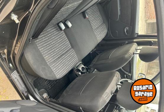 Autos - Renault Sandero Privilege Nav 1.6 2013 Nafta 140000Km - En Venta
