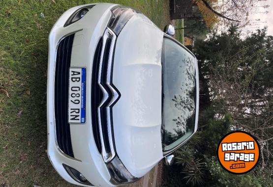Autos - Citroen C4 Lounge 2017 Nafta 101000Km - En Venta