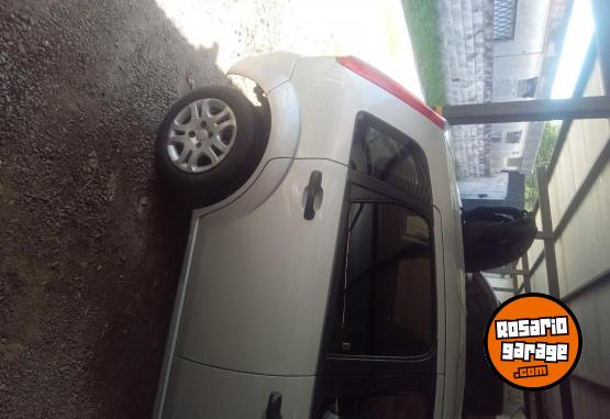 Autos - Ford Fiesta 2014 Nafta 106000Km - En Venta