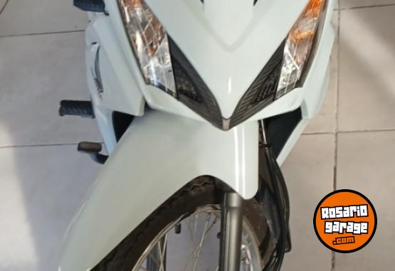 Motos - Honda Wave 2023 Nafta 5900Km - En Venta