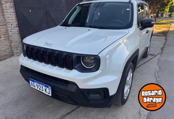 Camionetas - Jeep Renegade sport 2024 Nafta 65000Km - En Venta