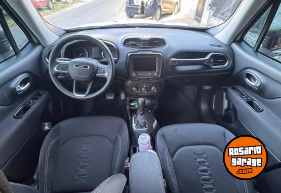Camionetas - Jeep Renegade sport 2024 Nafta 65000Km - En Venta
