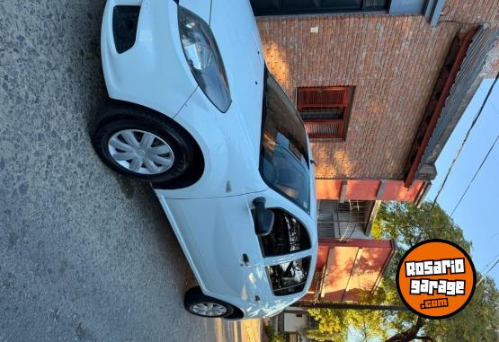 Autos - Renault Sandero 2013 Nafta 67000Km - En Venta