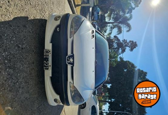 Autos - Peugeot 206 2007 Diesel 189000Km - En Venta