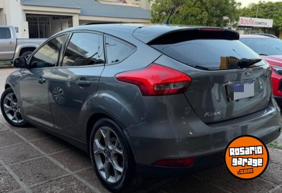 Autos - Ford Focus se plus 2016 Nafta 107000Km - En Venta