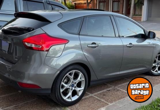Autos - Ford Focus se plus 2016 Nafta 107000Km - En Venta