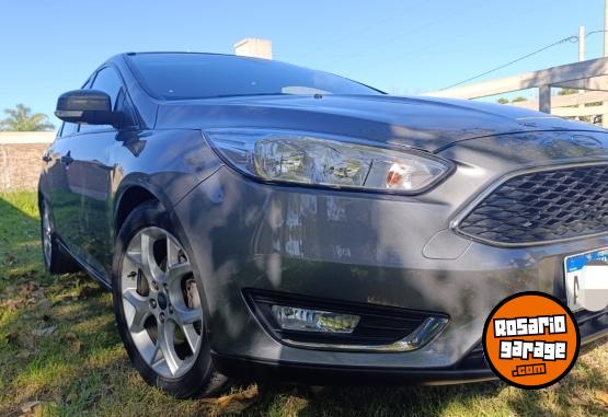 Autos - Ford Focus se plus 2016 Nafta 108000Km - En Venta