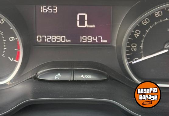 Autos - Peugeot 2008 Feline 2017 Nafta 72800Km - En Venta
