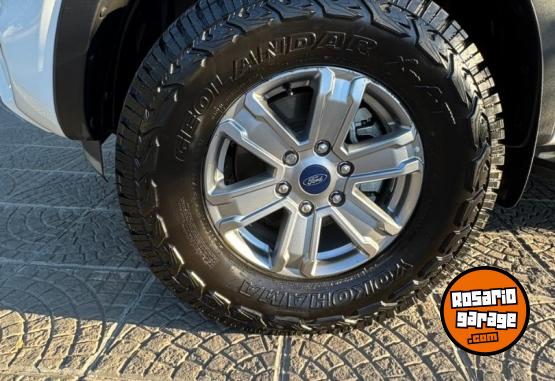 Camionetas - Ford Ranger v6 4x4 xls 2023 Diesel 32000Km - En Venta
