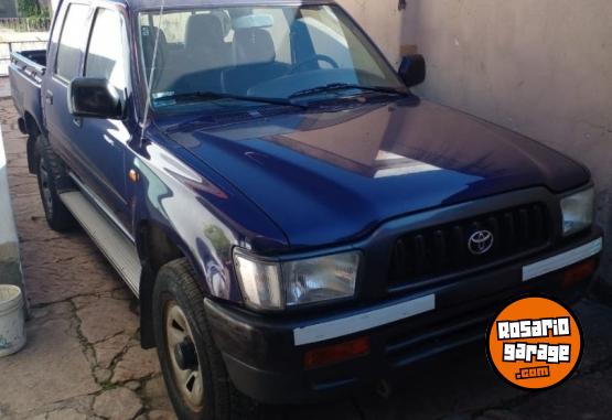 Camionetas - Toyota Hilux 2003 Diesel 187000Km - En Venta