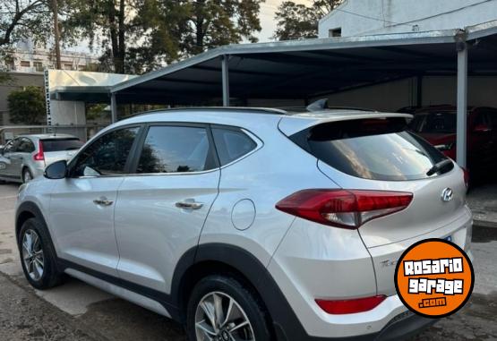 Camionetas - Hyundai Tucson 2.0 4x4 Premium AT 2018 Nafta 97000Km - En Venta