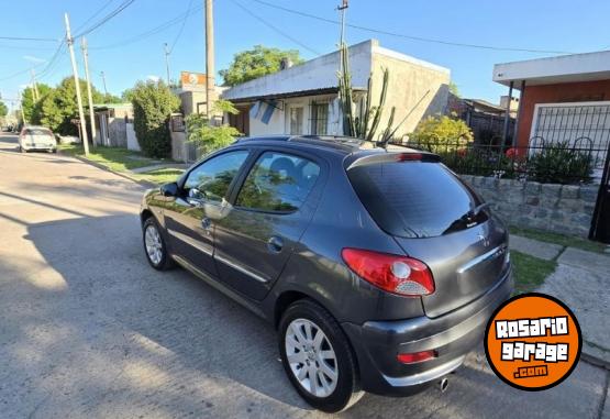 Autos - Peugeot 207 compact felline 1.6 2013 Nafta 109000Km - En Venta